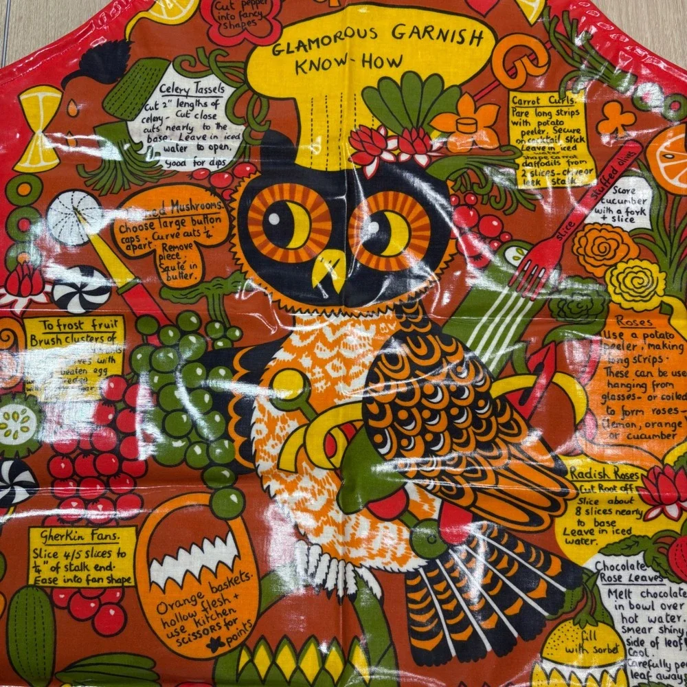 Vintage Erika Glamorous Garnish Know-How Owl Apron Red Retro Kitsch Wipeable
